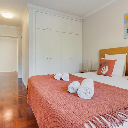 Апартаменты Famous Madeira *