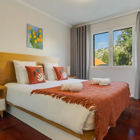 Famous Madeira Фуншал