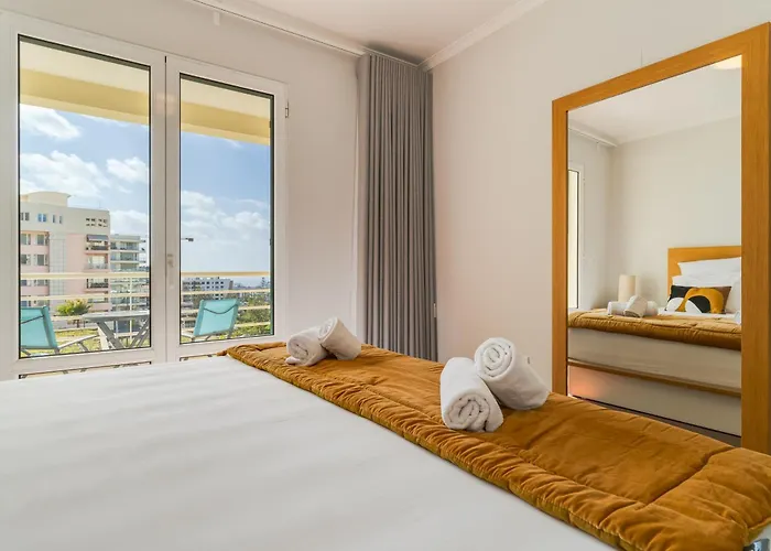 Famous Madeira 公寓 *